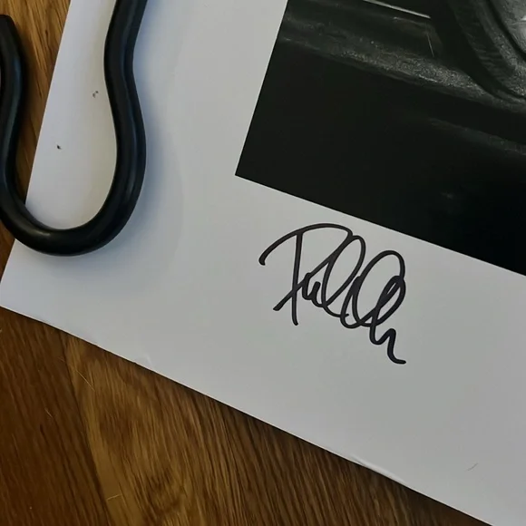 Autographed Photo Def Leppard Limited Edition 3/10 - Picture 2 of 11